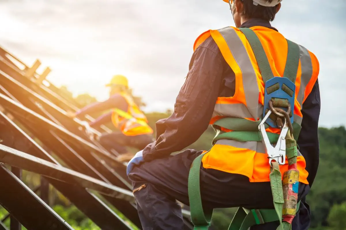 Florida Roofing License: Requirements & Step-by-Step Guide (2025)