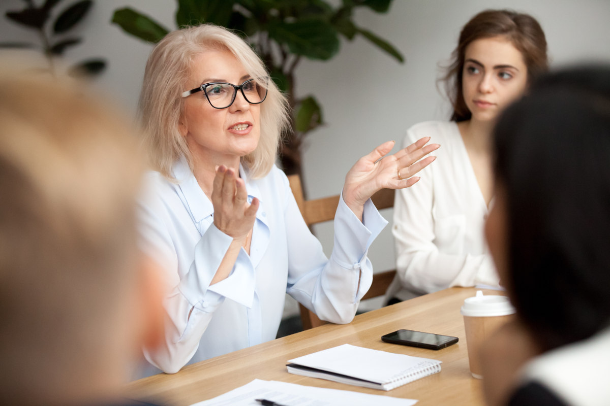 Best jobs for seniors complete guide finturf